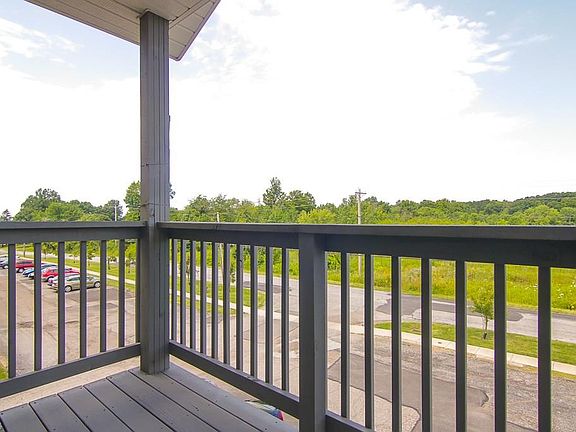 2nd image of 624-664 Highland Dr