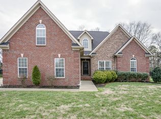 3335 Shady Forest Dr, Murfreesboro, TN 37128