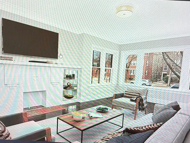 7251 S King Dr #1 — Photo 3
