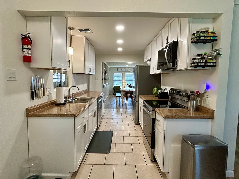 7430 Slippery Elm Dr — Photo 16