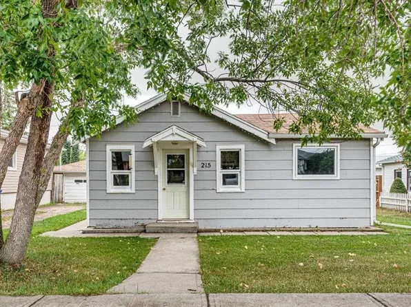 215 E 2nd Ave NE, Three Hills, AB T0M 2A0