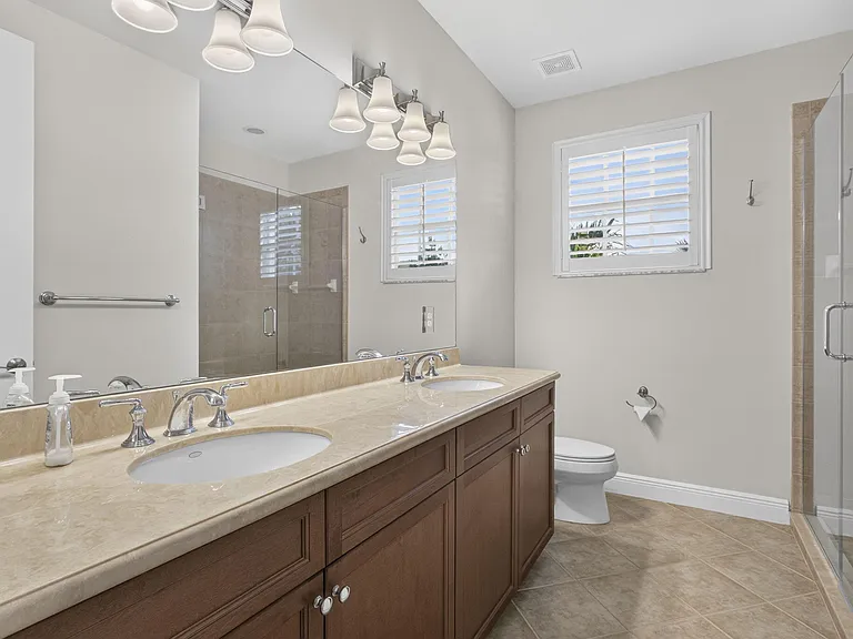 222 Tresana Blvd #44 — Photo 29
