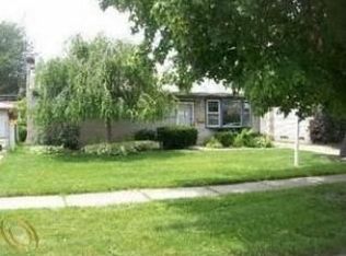730 Rahn St, Westland, MI 48186