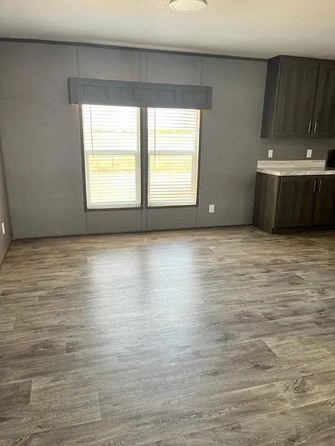 4 bed, 1680 sqft, $1,795 — Photo 2