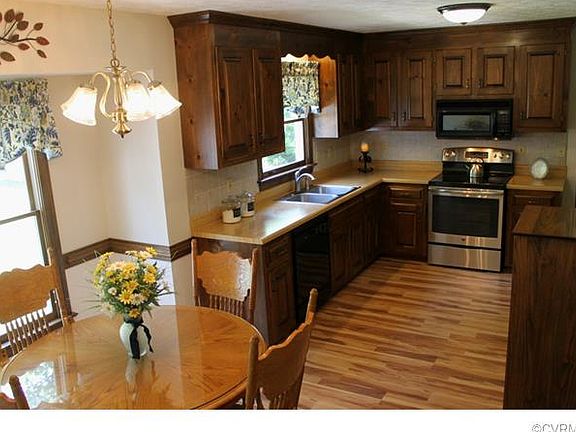 4th image of 6533 Timberland Dr