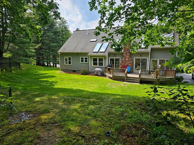 162 E Emerson Rd — Photo 49