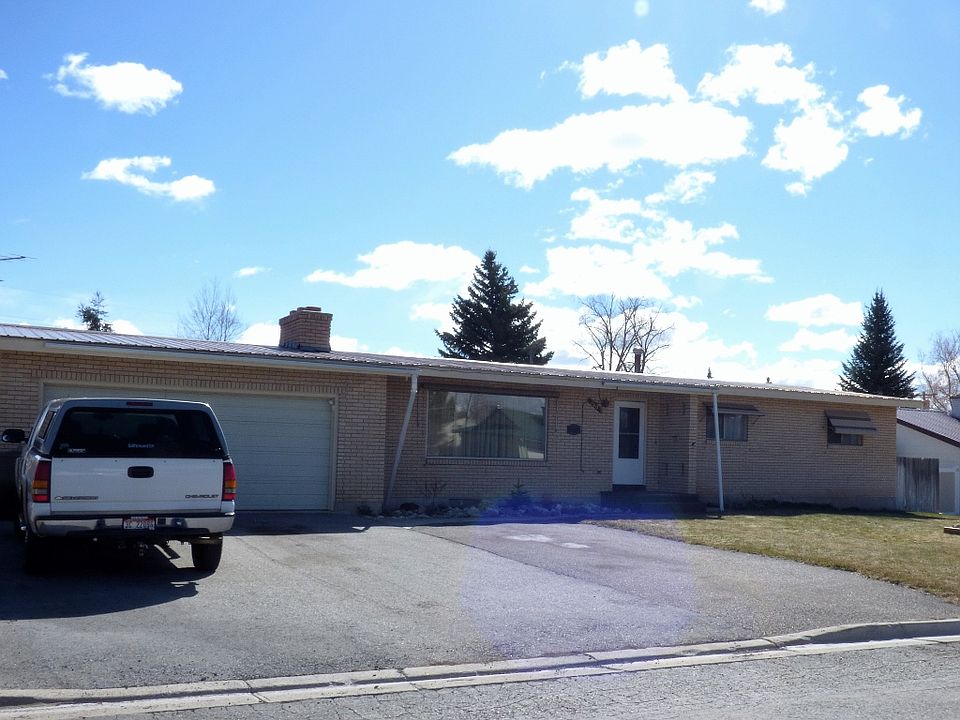 1st image of 360 Rose Ave