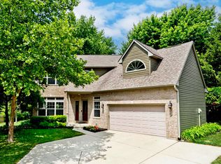 10658 Sherborne Rd, Fishers, IN 46038