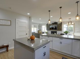 266 King St W UNIT B, Saint Paul, MN 55107