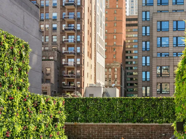 34 East 62nd Street image 7 of 30