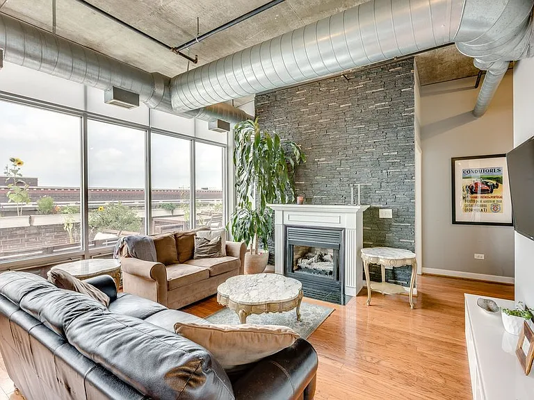 111 S Morgan St #907 — Photo 4