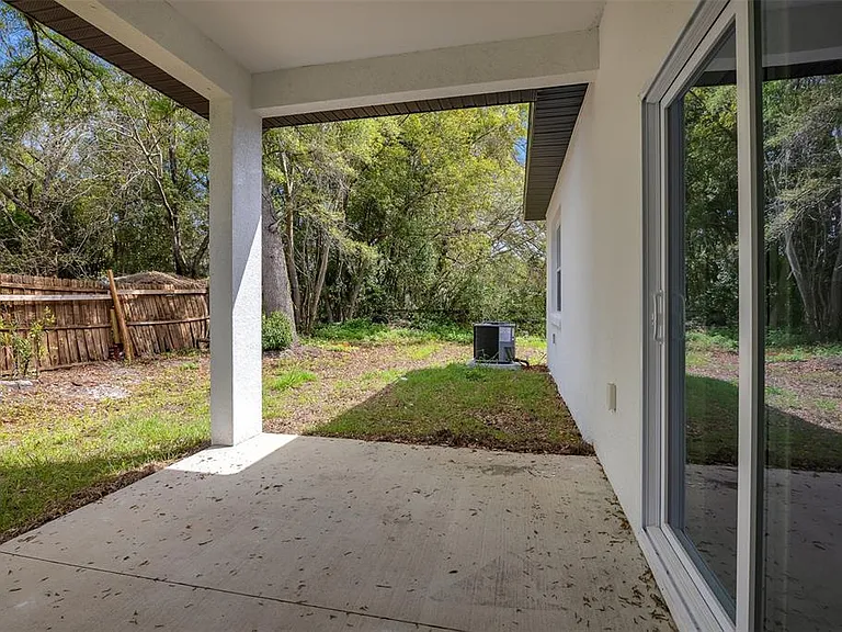 1221 SW 5th St — Photo 7