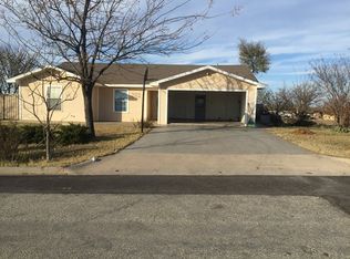 201 32nd St, Snyder, TX 79549