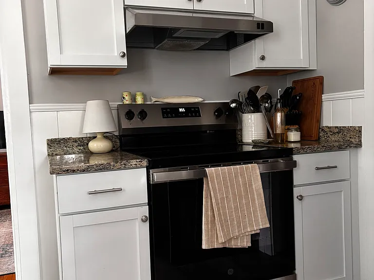 47 Laurel St #1 — Photo 4