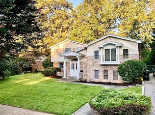 3114 Savoy Dr, Fairfax, VA 22031