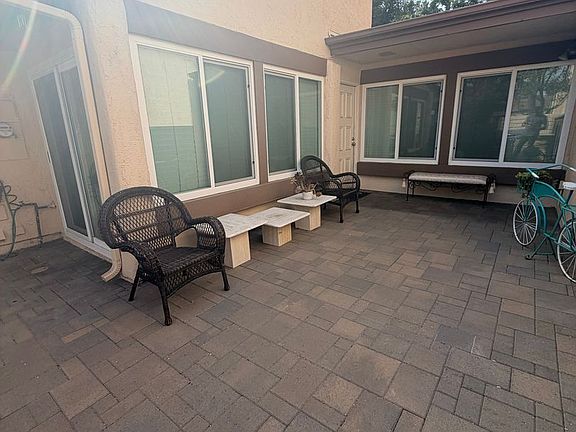 2nd image of 5648 E Vista Del Cerro