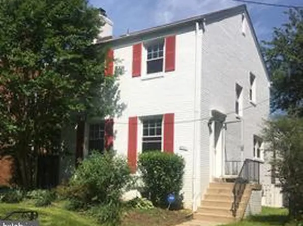 5323 42nd St NW, Washington, DC 20015