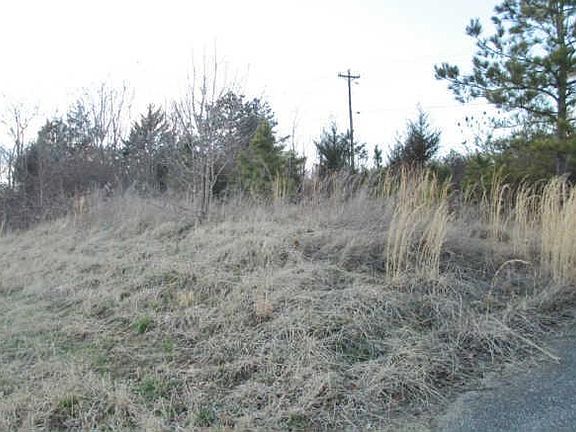 4th image of 1110 Columbia Hwy