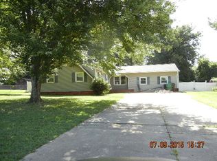 4055 Crescent Ave, Trinity, NC 27370