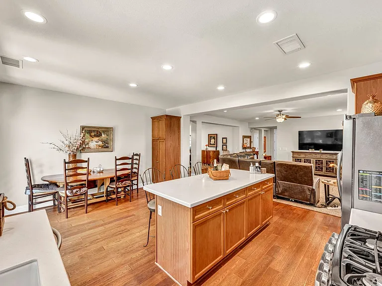 2199 Angel Ridge Dr — Photo 17