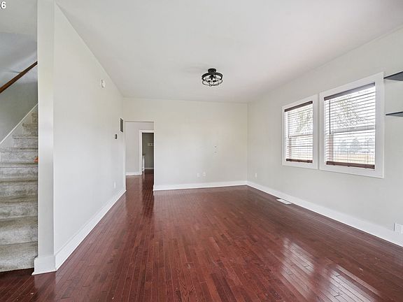 4th image of 357 N Yamhill St