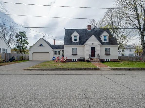 7 Lenox St, Sanford, ME 04073