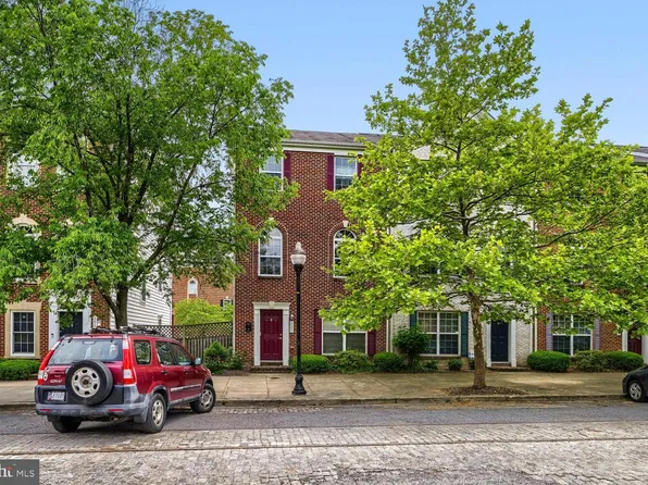 809 McHenry St, Baltimore, MD 21230
