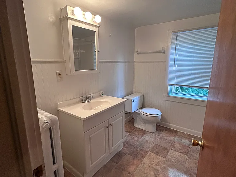 223 W Hewitt Ave — Photo 12