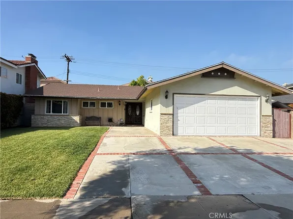 3071 Platte Dr, Costa Mesa, CA 92626