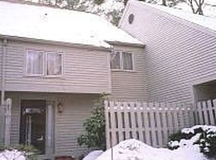 26 Briston Ct, Bedford, NH 03110