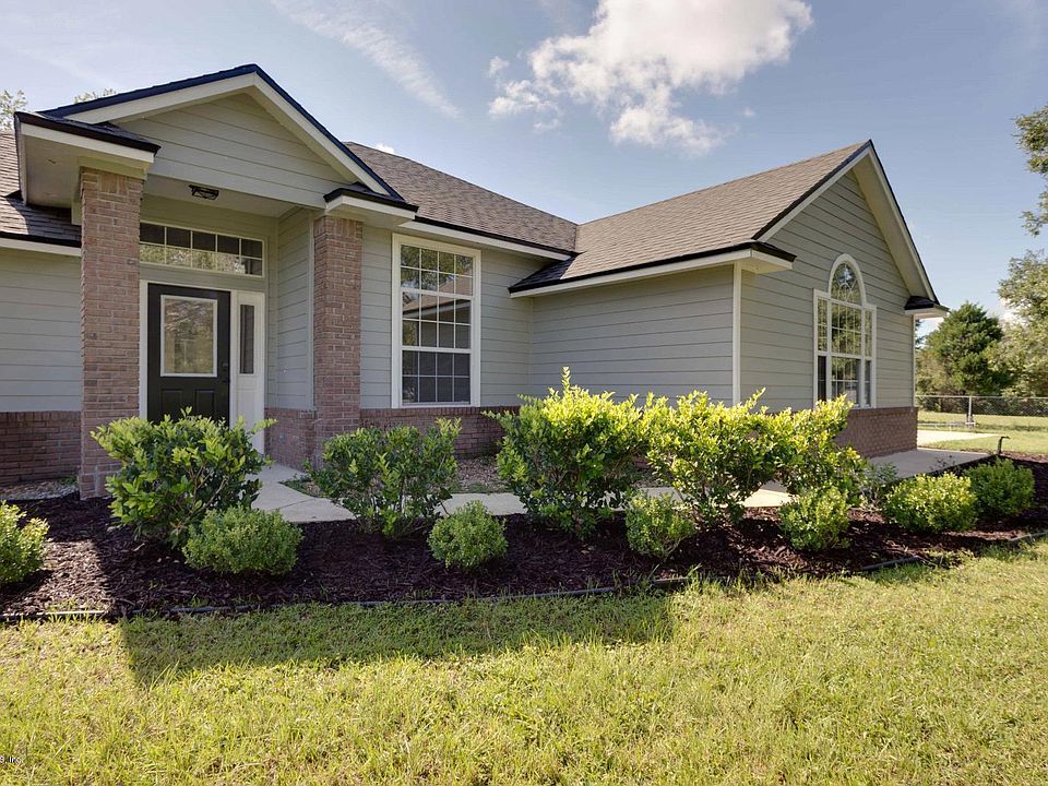 1st image of 2821 Seminole Village Dr