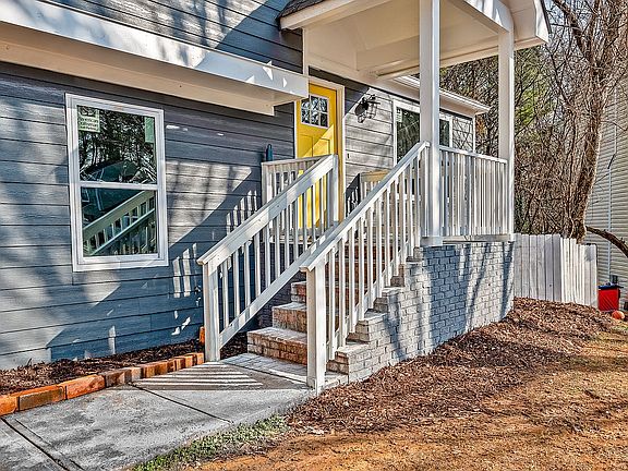 3rd image of 897 Trace Cir NE #28