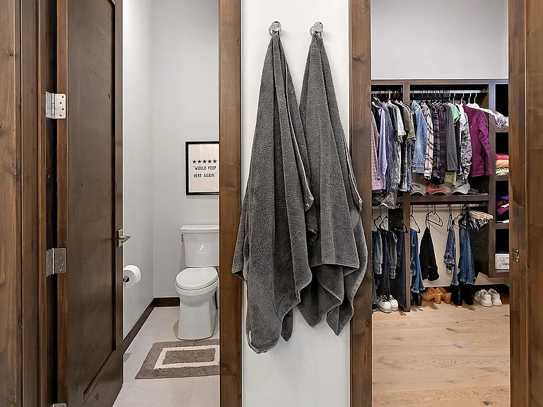 140 Monitor Dr — Photo 16
