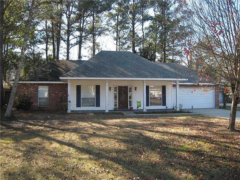 1st image of 611 Plantation Blvd