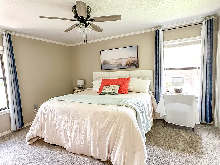 202 Windward Way — Photo 24