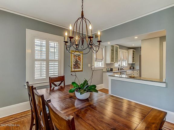 Dining Room view to Kitchen