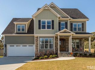 5304 Whitesboro Ct, Holly Springs, NC 27540