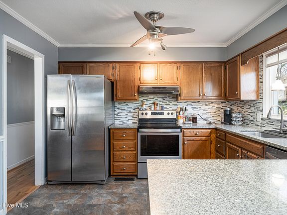 5th image of 4726 Salix Drive