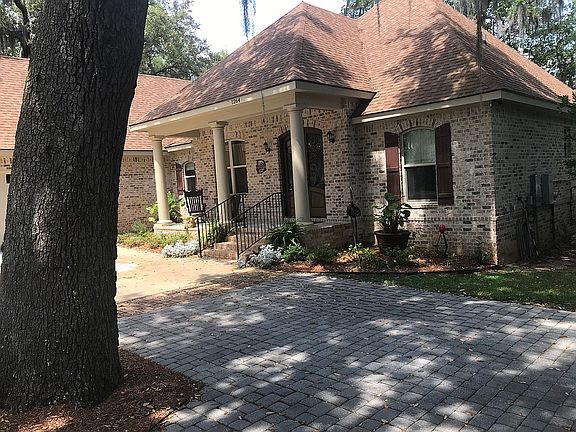 2nd image of 1264 Kensington Dr