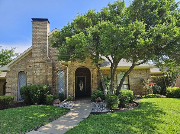 3913 Davis Cir