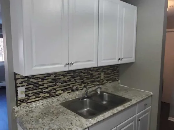 2616 Harriet Ave APT 215, Minneapolis, MN 55408