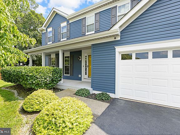 5th image of 6 Crosswood Pl