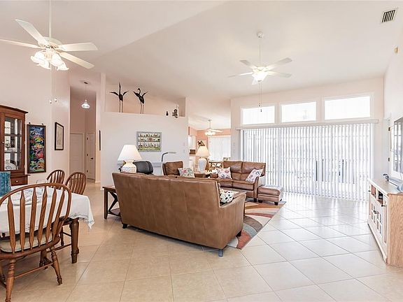 4th image of 3339 Trinidad Ct