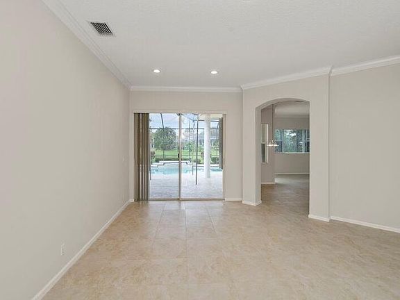 4th image of 4874 SW Golfside Dr
