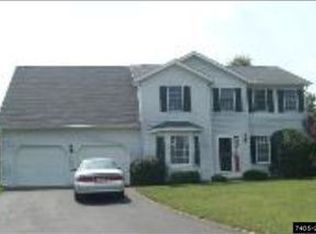 110 Midway Dr, Dillsburg, PA 17019