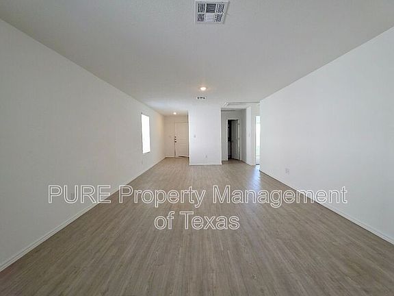 3rd image of 256 Northern Pintail Dr