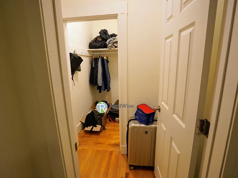 1322 Commonwealth Ave #6 — Photo 9