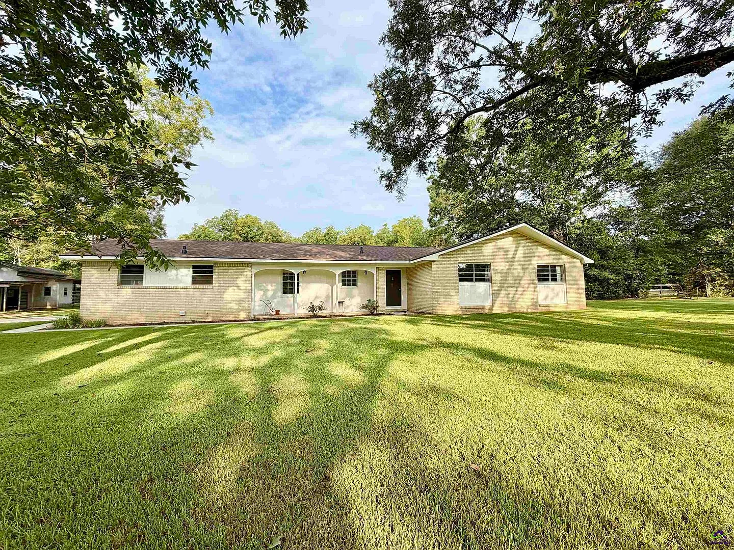 533 Lake Joy Rd — Photo 2