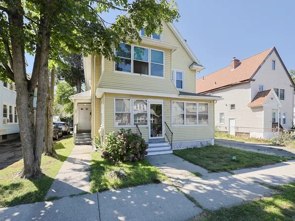 114 Sylvan St, Springfield, MA 01108