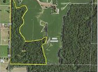 1 Hunt Ave #2, Salisbury, MO 65281